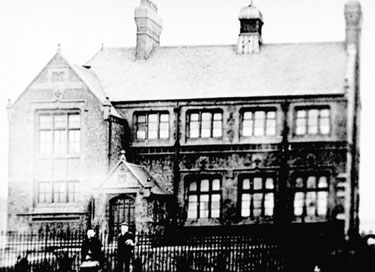 Widnes: Farnworth Grammar School, Peelhouse Lane