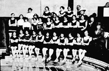 Widnes: Widnes Ladies Swimming Club