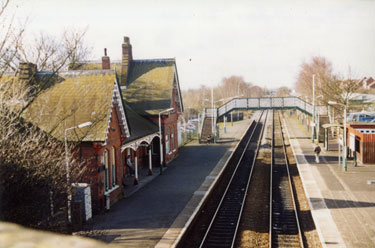 Widnes Station, looking west from road overbridge.
