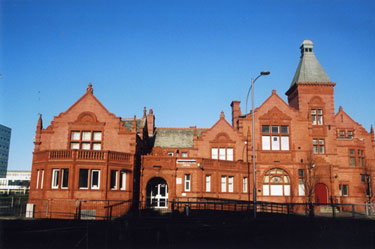 Kingsway Learning Centre and Widnes Library