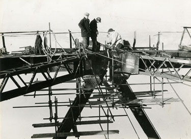 Construction of Runcorn Widnes road bridge